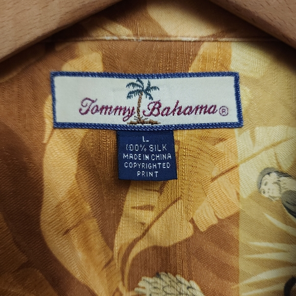 Tommy Bahama silk Monkeys and Bananas Large - Picture 4 of 9